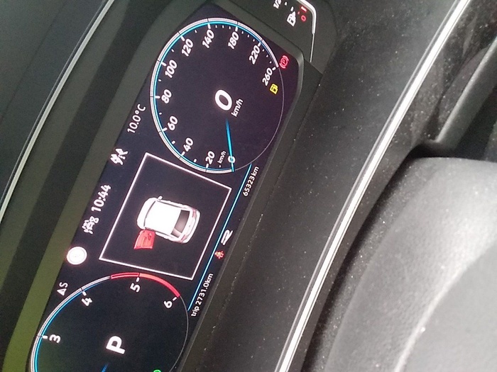 Volkswagen Tiguan R-Line 2.0 TDI 110 kW (150 CV) DSG Vehículo usado en Madrid Volkswagen Tiguan R-Line 2.0 TDI 110 kW (150 CV) DSG Vehículo usado en Madrid