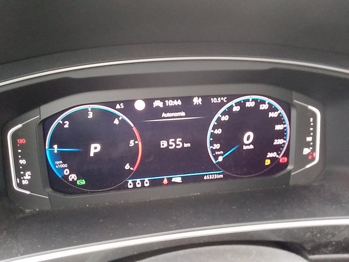 Volkswagen Tiguan R-Line 2.0 TDI 110 kW (150 CV) DSG Vehículo usado en Madrid Volkswagen Tiguan R-Line 2.0 TDI 110 kW (150 CV) DSG Vehículo usado en Madrid