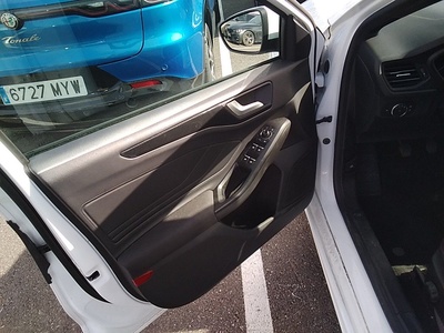 Ford Focus SportBreak 1.0 Ecoboost MHEV ST-Line 114 kW (155 CV) 13 Ford Focus SportBreak 1.0 Ecoboost MHEV ST-Line 114 kW (155 CV) 13