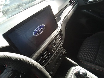 Ford Focus SportBreak 1.0 Ecoboost MHEV ST-Line 114 kW (155 CV) 9 Ford Focus SportBreak 1.0 Ecoboost MHEV ST-Line 114 kW (155 CV) 9