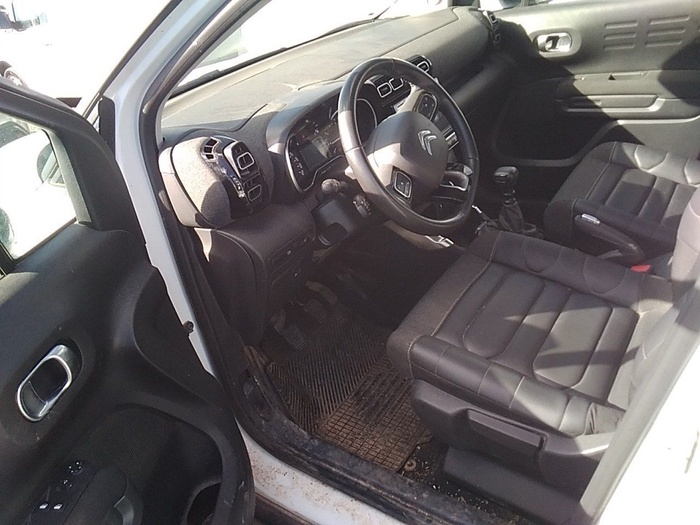 Citroen C3 Aircross BlueHDi 110 S&S Shine 81 kW (110 CV) Vehículo usado en Madrid Citroen C3 Aircross BlueHDi 110 S&S Shine 81 kW (110 CV) Vehículo usado en Madrid