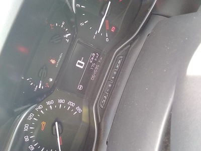 Citroen C3 Aircross BlueHDi 110 S&S Shine 81 kW (110 CV) 8 Citroen C3 Aircross BlueHDi 110 S&S Shine 81 kW (110 CV) 8