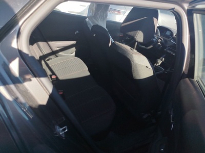 Peugeot 2008 BlueHDi 110 S&S Active Pack 81 kW (110 CV) 9 Peugeot 2008 BlueHDi 110 S&S Active Pack 81 kW (110 CV) 9