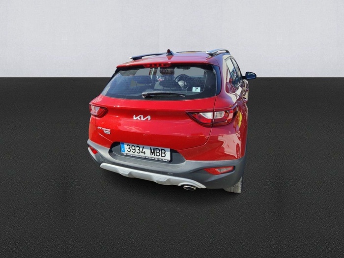 Kia Stonic 1.0 T-GDi MHEV Drive iMT 88 kW (120 CV) Vehículo usado en Madrid Kia Stonic 1.0 T-GDi MHEV Drive iMT 88 kW (120 CV) Vehículo usado en Madrid