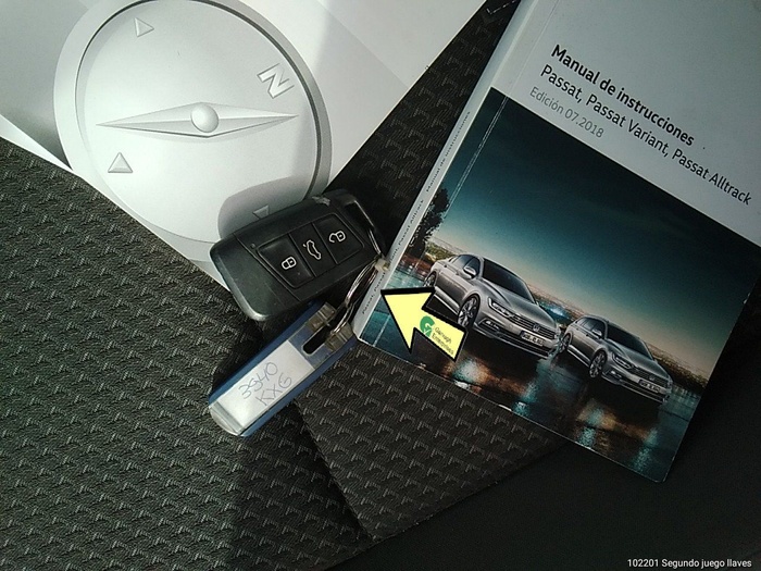 Volkswagen Passat Variant Edition 2.0 TDI 110 kW (150 CV) Vehículo usado en Madrid Volkswagen Passat Variant Edition 2.0 TDI 110 kW (150 CV) Vehículo usado en Madrid