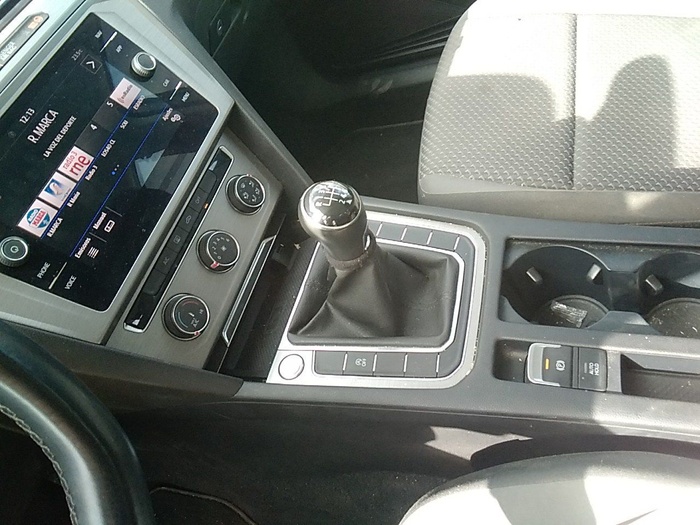 Volkswagen Passat Variant Edition 2.0 TDI 110 kW (150 CV) Vehículo usado en Madrid Volkswagen Passat Variant Edition 2.0 TDI 110 kW (150 CV) Vehículo usado en Madrid