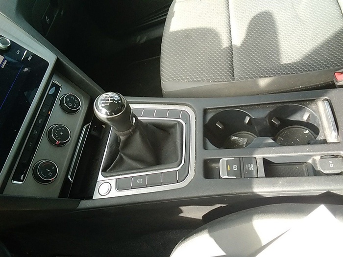 Volkswagen Passat Variant Edition 2.0 TDI 110 kW (150 CV) Vehículo usado en Madrid Volkswagen Passat Variant Edition 2.0 TDI 110 kW (150 CV) Vehículo usado en Madrid