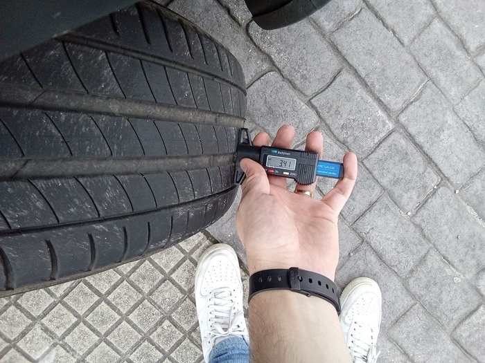 Peugeot Rifter BlueHDi 100 Access Standard 73 kW (100 CV) Vehículo usado en Madrid Peugeot Rifter BlueHDi 100 Access Standard 73 kW (100 CV) Vehículo usado en Madrid