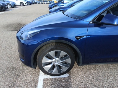Tesla Model Y Tracción Trasera RWD 255 kW (347 CV) 15 Tesla Model Y Tracción Trasera RWD 255 kW (347 CV) 15