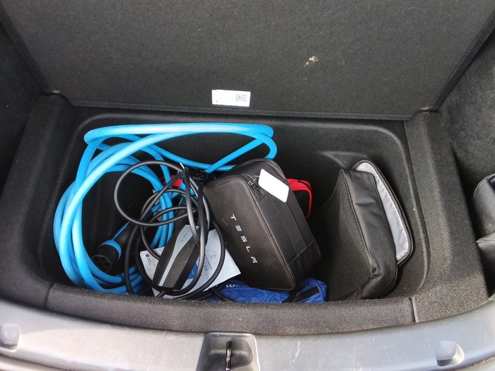 Tesla Model Y Tracción Trasera RWD 255 kW (347 CV) Vehículo usado en Madrid Tesla Model Y Tracción Trasera RWD 255 kW (347 CV) Vehículo usado en Madrid