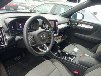 Volvo XC40 B4 G Plus Bright AWD Auto 145 kW (197 CV) 7 Volvo XC40 B4 G Plus Bright AWD Auto 145 kW (197 CV) 7