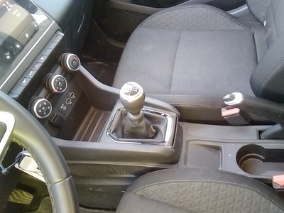 Renault Clio Intens TCe 66 kW (90 CV) 10 Renault Clio Intens TCe 66 kW (90 CV) 10