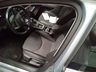 SEAT León ST 2.0 TDI S&S Xcellence DSG 110 kW (150 CV) 15 SEAT León ST 2.0 TDI S&S Xcellence DSG 110 kW (150 CV) 15