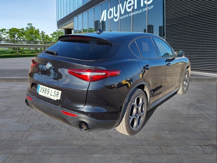 Alfa Romeo Stelvio 2.2 Diésel Sprint+ Q4 140 kW (190 CV) Vehículo usado en Madrid Alfa Romeo Stelvio 2.2 Diésel Sprint+ Q4 140 kW (190 CV) Vehículo usado en Madrid
