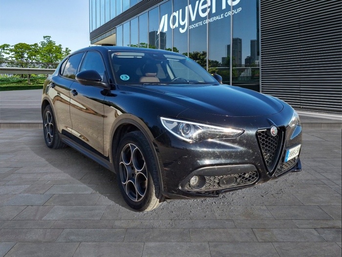 Alfa Romeo Stelvio 2.2 Diésel Sprint+ Q4 140 kW (190 CV) Vehículo usado en Madrid Alfa Romeo Stelvio 2.2 Diésel Sprint+ Q4 140 kW (190 CV) Vehículo usado en Madrid