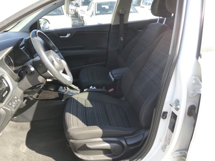 Kia Stonic 1.0 T-GDi MHEV Drive DCT 88 kW (120 CV) Vehículo usado en Madrid Kia Stonic 1.0 T-GDi MHEV Drive DCT 88 kW (120 CV) Vehículo usado en Madrid