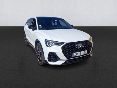 Audi Q3 Sportback Black line 35 TFSI 110 kW (150 CV) S tronic 3 Audi Q3 Sportback Black line 35 TFSI 110 kW (150 CV) S tronic 3