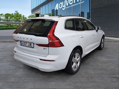 Volvo XC60 B4 D Momentum Pro Auto 145 kW (197 CV) 4 Volvo XC60 B4 D Momentum Pro Auto 145 kW (197 CV) 4