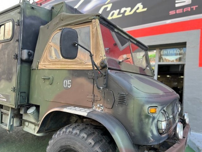 Mercedes-Benz Vehículo usado en Madrid Mercedes-Benz Vehículo usado en Madrid