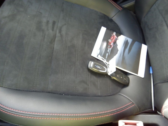 Ford Kuga 2.5 Duratec FHEV ST-Line X 4x2 Auto 140 kW (190 CV) Vehículo usado en Madrid Ford Kuga 2.5 Duratec FHEV ST-Line X 4x2 Auto 140 kW (190 CV) Vehículo usado en Madrid