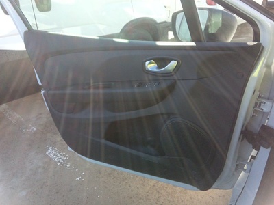 Renault Clio Business dCi 55 kW (75 CV) 13 Renault Clio Business dCi 55 kW (75 CV) 13