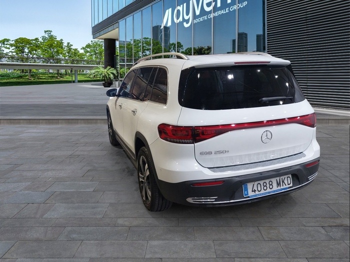 Mercedes-Benz EQB 250+ 140 kW (190 CV) Vehículo usado en Madrid Mercedes-Benz EQB 250+ 140 kW (190 CV) Vehículo usado en Madrid