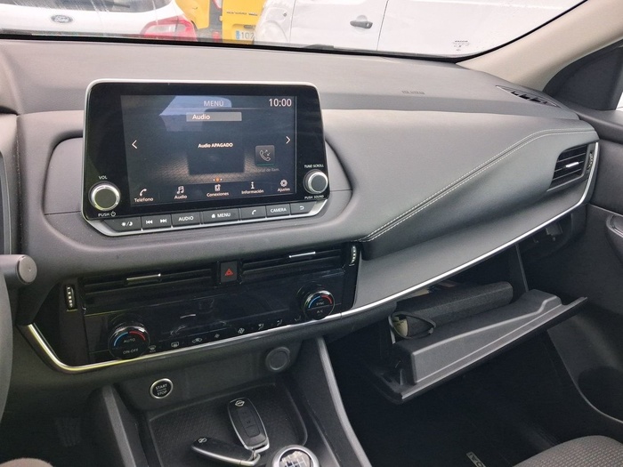 Nissan Qashqai DIG-T 140 mHEV Acenta 4x2 103 kW (140 CV) Vehículo usado en Madrid Nissan Qashqai DIG-T 140 mHEV Acenta 4x2 103 kW (140 CV) Vehículo usado en Madrid