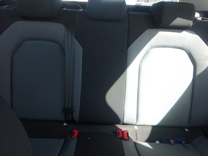 SEAT Arona 1.6 TDI Style Go Eco 70 kW (95 CV) Vehículo usado en Madrid SEAT Arona 1.6 TDI Style Go Eco 70 kW (95 CV) Vehículo usado en Madrid