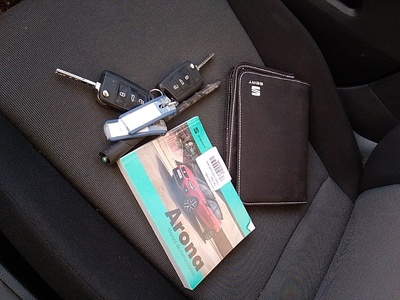 SEAT Arona 1.6 TDI Reference 70 kW (95 CV) 11 SEAT Arona 1.6 TDI Reference 70 kW (95 CV) 11