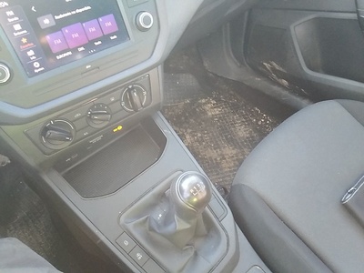 SEAT Arona 1.6 TDI Reference 70 kW (95 CV) 10 SEAT Arona 1.6 TDI Reference 70 kW (95 CV) 10