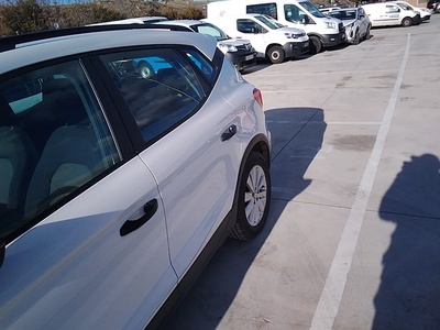 SEAT Arona 1.6 TDI Reference 70 kW (95 CV) 14 SEAT Arona 1.6 TDI Reference 70 kW (95 CV) 14