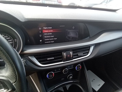 Alfa Romeo Stelvio 2.2 Diésel Sprint+ Q4 140 kW (190 CV) 12 Alfa Romeo Stelvio 2.2 Diésel Sprint+ Q4 140 kW (190 CV) 12