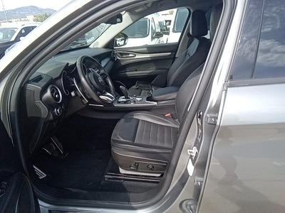 Alfa Romeo Stelvio 2.2 Diésel Sprint+ Q4 140 kW (190 CV) 10 Alfa Romeo Stelvio 2.2 Diésel Sprint+ Q4 140 kW (190 CV) 10