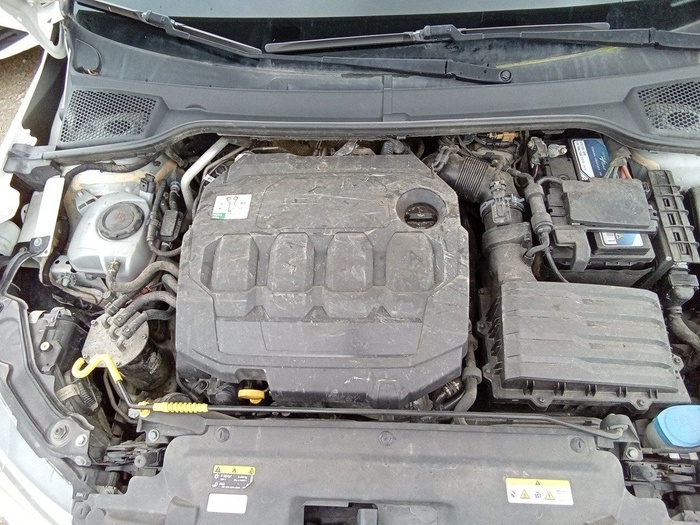 SEAT Arona 1.6 TDI Style Go Eco 70 kW (95 CV) Vehículo usado en Madrid SEAT Arona 1.6 TDI Style Go Eco 70 kW (95 CV) Vehículo usado en Madrid