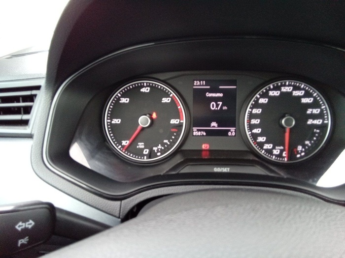 SEAT Arona 1.6 TDI Style Go Eco 70 kW (95 CV) Vehículo usado en Madrid SEAT Arona 1.6 TDI Style Go Eco 70 kW (95 CV) Vehículo usado en Madrid