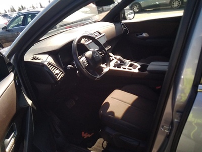 DS DS7 Crossback BlueHDi 180 So Chic Auto 132 kW (180 CV) 7 DS DS7 Crossback BlueHDi 180 So Chic Auto 132 kW (180 CV) 7