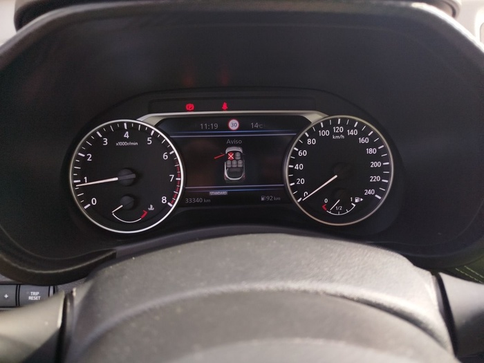 Nissan Juke DIG-T N-Connecta 4x2 84 kW (114 CV) Vehículo usado en Madrid Nissan Juke DIG-T N-Connecta 4x2 84 kW (114 CV) Vehículo usado en Madrid