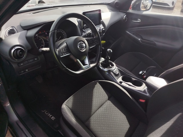 Nissan Juke DIG-T N-Connecta 4x2 84 kW (114 CV) Vehículo usado en Madrid Nissan Juke DIG-T N-Connecta 4x2 84 kW (114 CV) Vehículo usado en Madrid