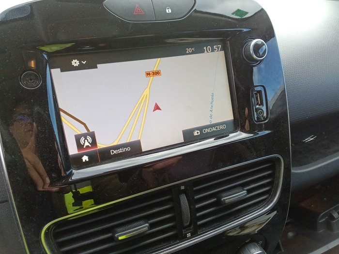 Renault Clio Business dCi 55 kW (75 CV) Vehículo usado en Madrid Renault Clio Business dCi 55 kW (75 CV) Vehículo usado en Madrid