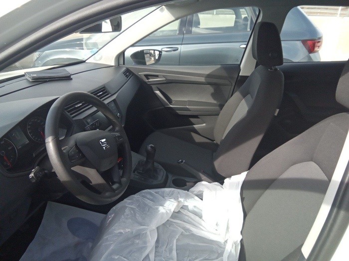 SEAT Arona 1.6 TDI Reference 70 kW (95 CV) Vehículo usado en Madrid SEAT Arona 1.6 TDI Reference 70 kW (95 CV) Vehículo usado en Madrid