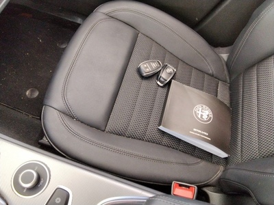 Alfa Romeo Stelvio 2.2 Diesel Sprint RWD 140 kW (190 CV) 15 Alfa Romeo Stelvio 2.2 Diesel Sprint RWD 140 kW (190 CV) 15