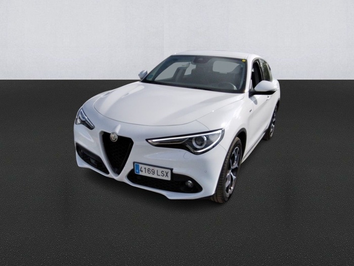 Alfa Romeo Stelvio 2.2 Diesel Sprint RWD 140 kW (190 CV) Vehículo usado en Madrid Alfa Romeo Stelvio 2.2 Diesel Sprint RWD 140 kW (190 CV) Vehículo usado en Madrid