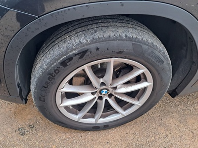 BMW X3 xDrive20d 140 kW (190 CV) 8 BMW X3 xDrive20d 140 kW (190 CV) 8