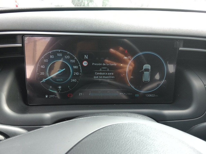 Hyundai Tucson 1.6 CRDI 48V Maxx 100 kW (136 CV) Vehículo usado en Madrid Hyundai Tucson 1.6 CRDI 48V Maxx 100 kW (136 CV) Vehículo usado en Madrid