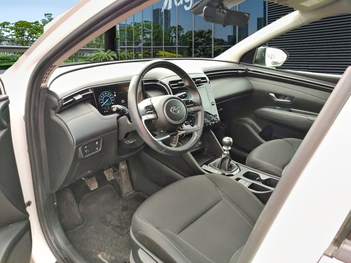 Hyundai Tucson 1.6 CRDI 48V Maxx 100 kW (136 CV) Vehículo usado en Madrid Hyundai Tucson 1.6 CRDI 48V Maxx 100 kW (136 CV) Vehículo usado en Madrid