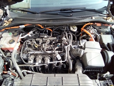 Ford Kuga 2.5 Duratec PHEV ST-Line X Auto 165 kW (225 CV) 10 Ford Kuga 2.5 Duratec PHEV ST-Line X Auto 165 kW (225 CV) 10