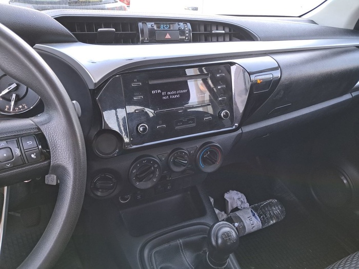 Toyota Hilux 2.4 D-4D Doble Cabina GX 110 kW (150 CV) Vehículo usado en Madrid Toyota Hilux 2.4 D-4D Doble Cabina GX 110 kW (150 CV) Vehículo usado en Madrid