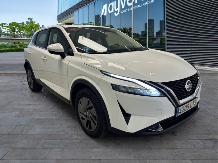 Nissan Qashqai DIG-T 140 mHEV Acenta 4x2 103 kW (140 CV) Vehículo usado en Madrid Nissan Qashqai DIG-T 140 mHEV Acenta 4x2 103 kW (140 CV) Vehículo usado en Madrid