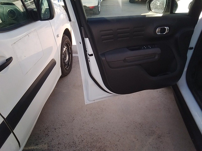 Citroen C3 Aircross BlueHDi 110 S&S Feel 81 kW (110 CV) Vehículo usado en Madrid Citroen C3 Aircross BlueHDi 110 S&S Feel 81 kW (110 CV) Vehículo usado en Madrid