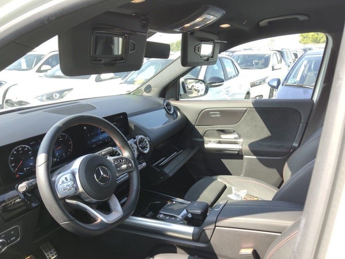 Mercedes-Benz GLA 200 d 110 kW (150 CV) Vehículo usado en Madrid Mercedes-Benz GLA 200 d 110 kW (150 CV) Vehículo usado en Madrid